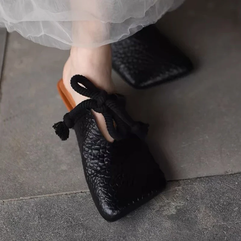 ساحة تو الشقق النعال النساء مصمم البغال أحذية موضة صندل كاجوال 2025 الصيف Slingback الوجه يتخبط Sandalias De Mujer