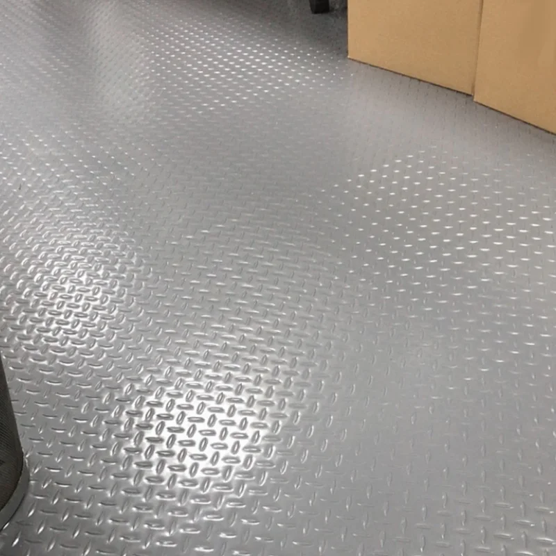 Garage Floor Mat 4.9x13ft Vinyl Garage Flooring Roll Anti-Slide Diamond Texture Silver Garage Mats for Under Car 63.7sqft Covering Space DIY PVC Garage Floor Mat for Gyms Boats Car Trailer - view 6