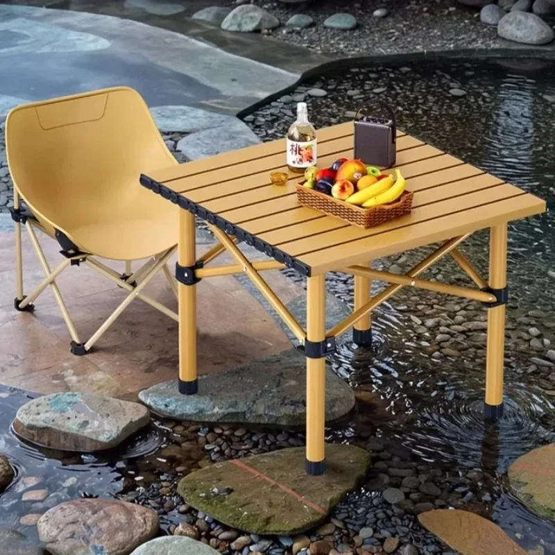 Mesa de camping plegable y portátil, ideal para familias, con diseño de mesa enrollable, para actividades al aire libre, ligera, perfecta para barbacoas, picnics y viajes.