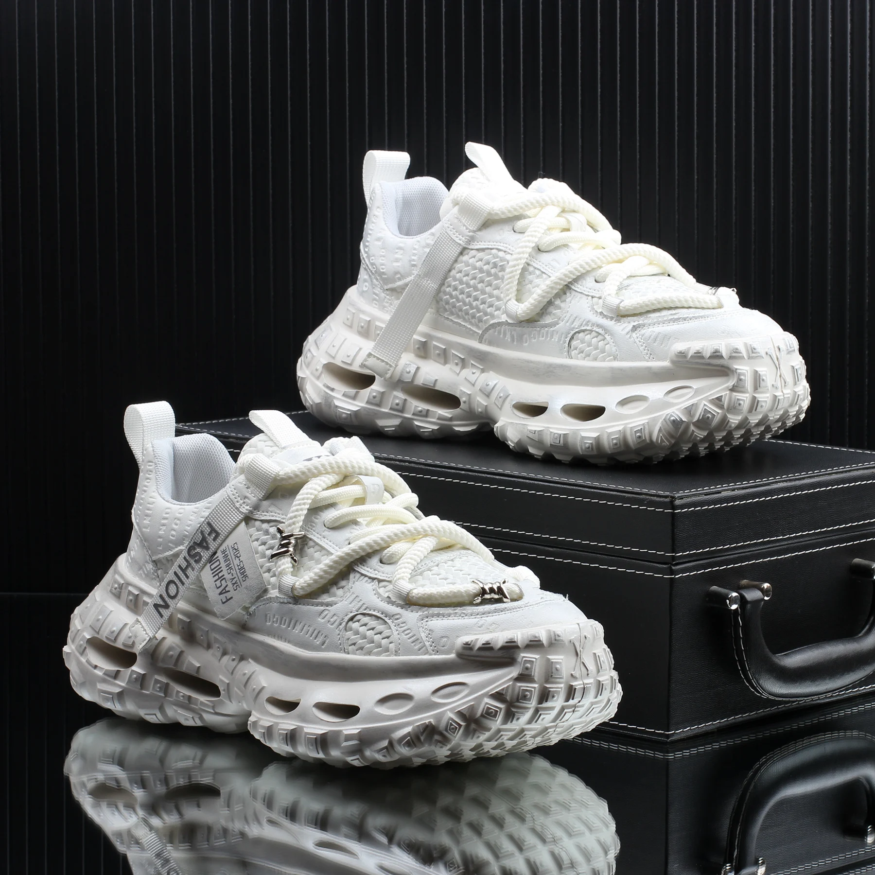 advanced-casual-dad-oes-men's-faion-ing-sli-low-top-round-toe-sports-leisure-oes-breathable-me-inner-material