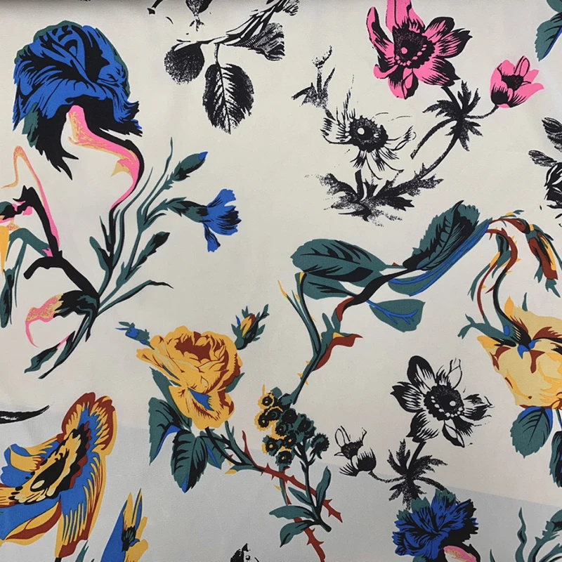 

1 meter 100% Mulberry Silk 25 momme Heavy Crepe Silk Fabric White Color Floral Printed 114cm 45" wide by the yard JX174