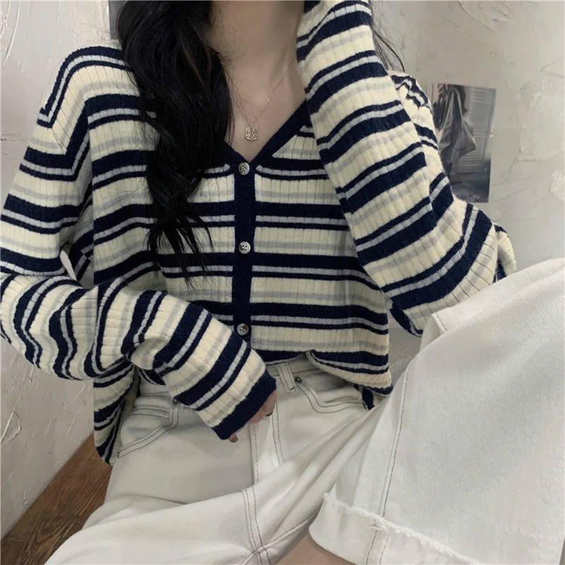 

Women's Knitted V-Ne Long Sve Cardigan plus Size Slimming Sweater Base Layer irt Striped Top Autumn Winter New Sle