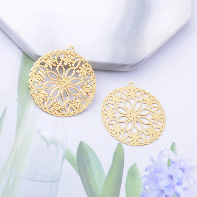 50 Stück/lot AB3239 Messing Filigran Blumen Anhänger Schmuckmaterialien Geeignet für DIY Ohrringe – Detail 9