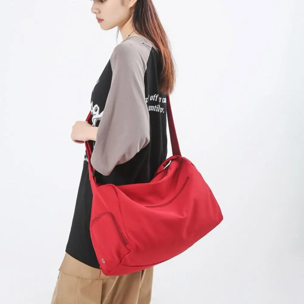 Ins Large Capacity Travel Duffle Bag Waterproof Business Trip Travel Luggage Bag Handheld Sports Messenger Bag Female