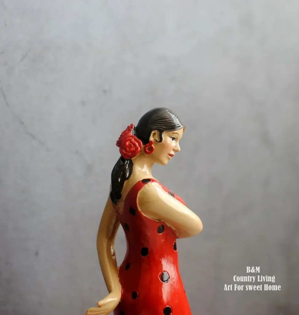 Spain Flamenco Spanish Dancing Girl  Tourist Souvenir Home Decoration Ornaments Desktop furnishing Tourist Souvenirs Gifts