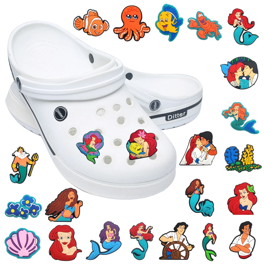 Dijes de PVC de la serie de Princesas de Disney, accesorios de decoración, hebillas de sirena, 1 piezas