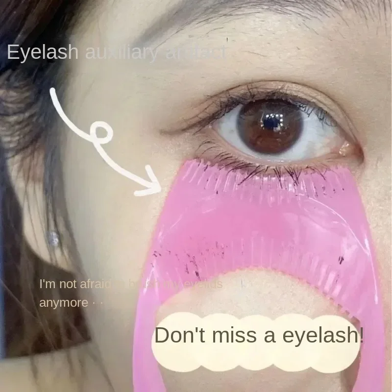 ที่ดัดขนตา 3 in 1 พร้อมที่ป้องกัน ที่หวี และการ์ดนำทาง สำหรับแต่งหน้า เครื่องมือเสริมความงาม 3 สี