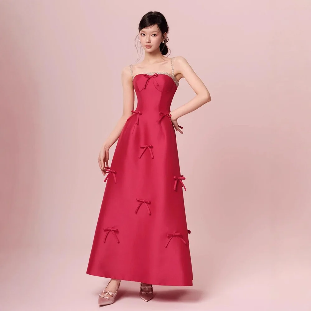 

Розово-красное атласное платье для выпускного вечера, женские бретельки с бриллиантами, плиссированные длинные вечерние платья, корейские свадебные платья трапециевидной формы с бантом