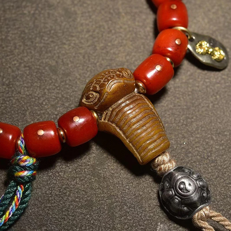 Yak and blood material cow bracelet, hand-held old bone snake three-way tassel accessory