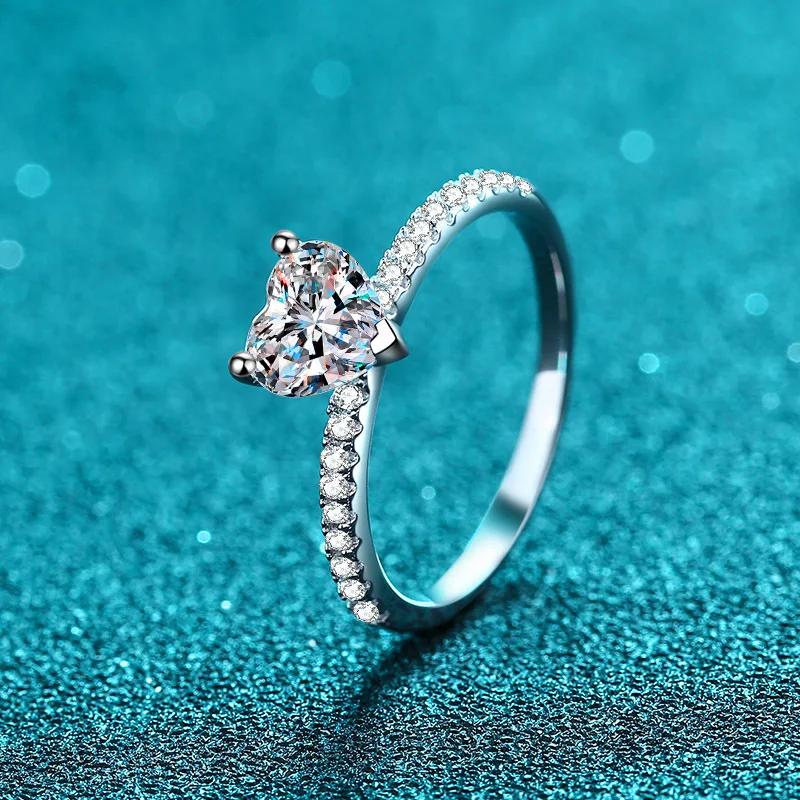 Luxurious 2 Carat Heart Moissanite Engagement Ring, PT950 Platinum, Premium Craft, Romantic Elegant Design