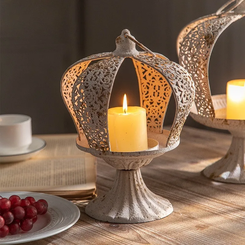 Retro Candle Holder Luxury Candlesticks Living Room Desktop Candles Container Household Creative Table Decoration Accessories