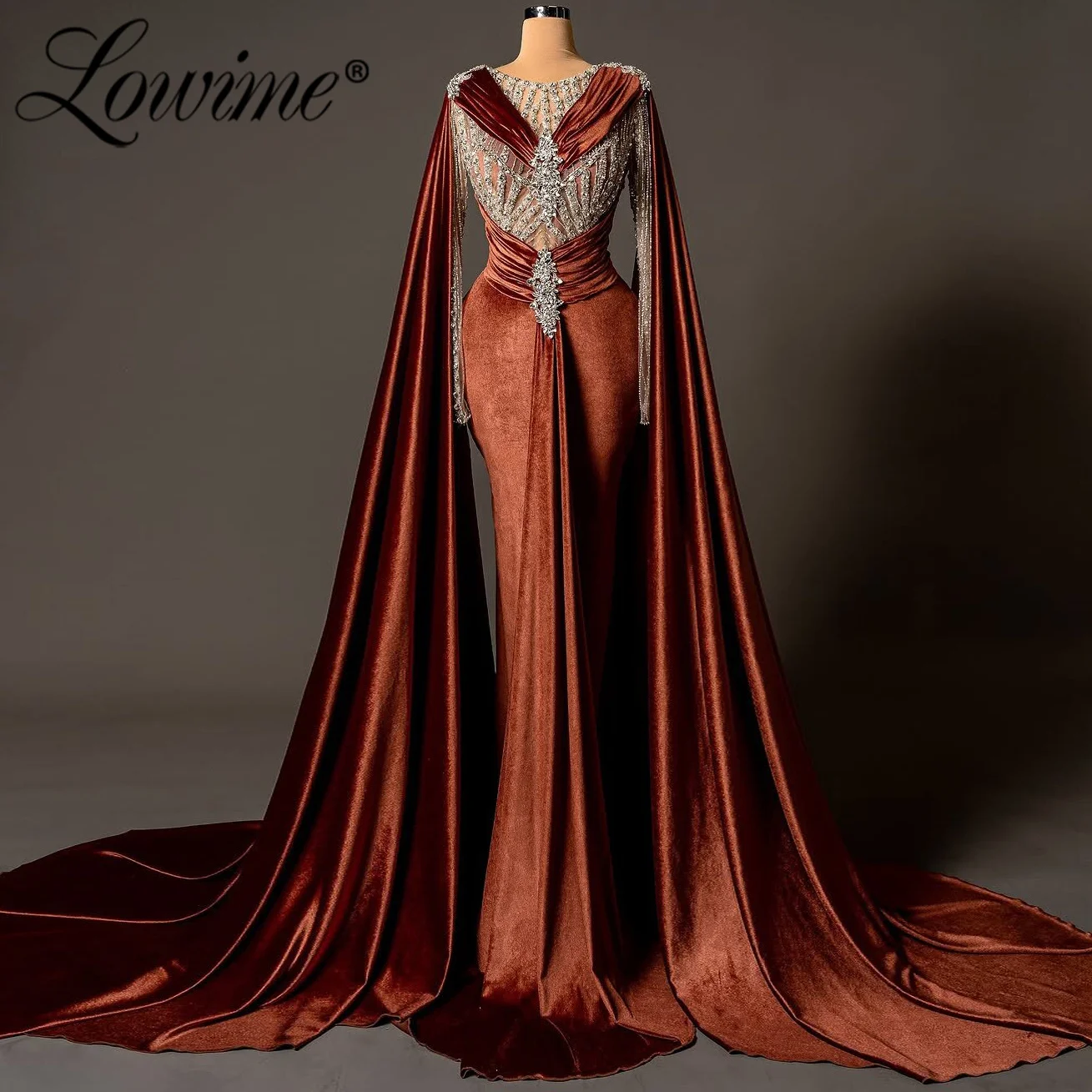 

Lowime 2026 Gorgeous Brown Velvet Evening Dresses Long Sleeves Cape Crystals Party Gown Customized Arabic Dubai Women Prom Dress