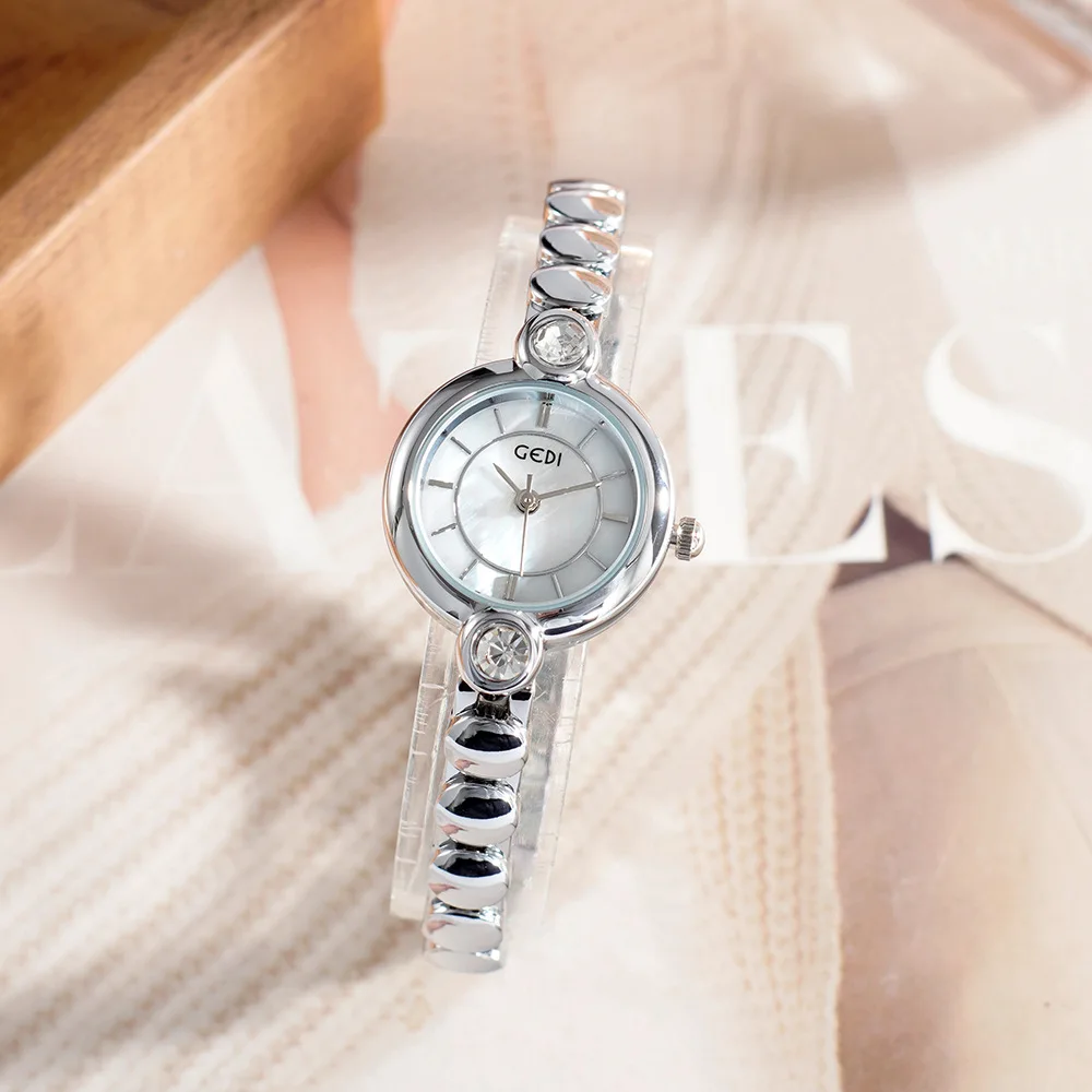 UTHAI CQ374 Reloj de mujer de moda, pulsera de aleación exquisita resistente al agua, reloj de cuarzo, reloj de regalo ligero de lujo, relojes para mujer