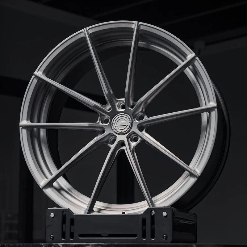 الراقية الفاخرة مزورة عجلات مخصصة متعددة تكلم مقعر الألومنيوم/سبائك عجلة حافة 10J عرض 25/35 مللي متر ET حالة جديدة