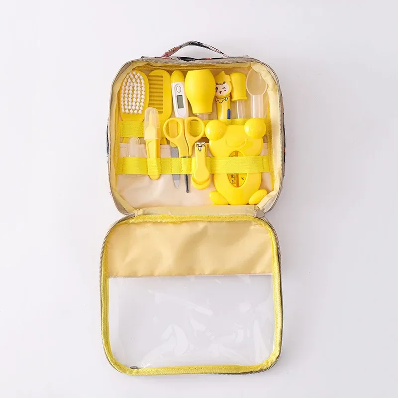 ชุดอุปกรณ์ดูแลสุขภาพเด็ก 13 ชิ้น ชุดพกพาสำหรับดูแลทารกแรกเกิด อุปกรณ์พยาบาลมืออาชีพ ชุดดูแลเล็บทารกแรกเกิดทุกวัน ชุดตัดเล็บ