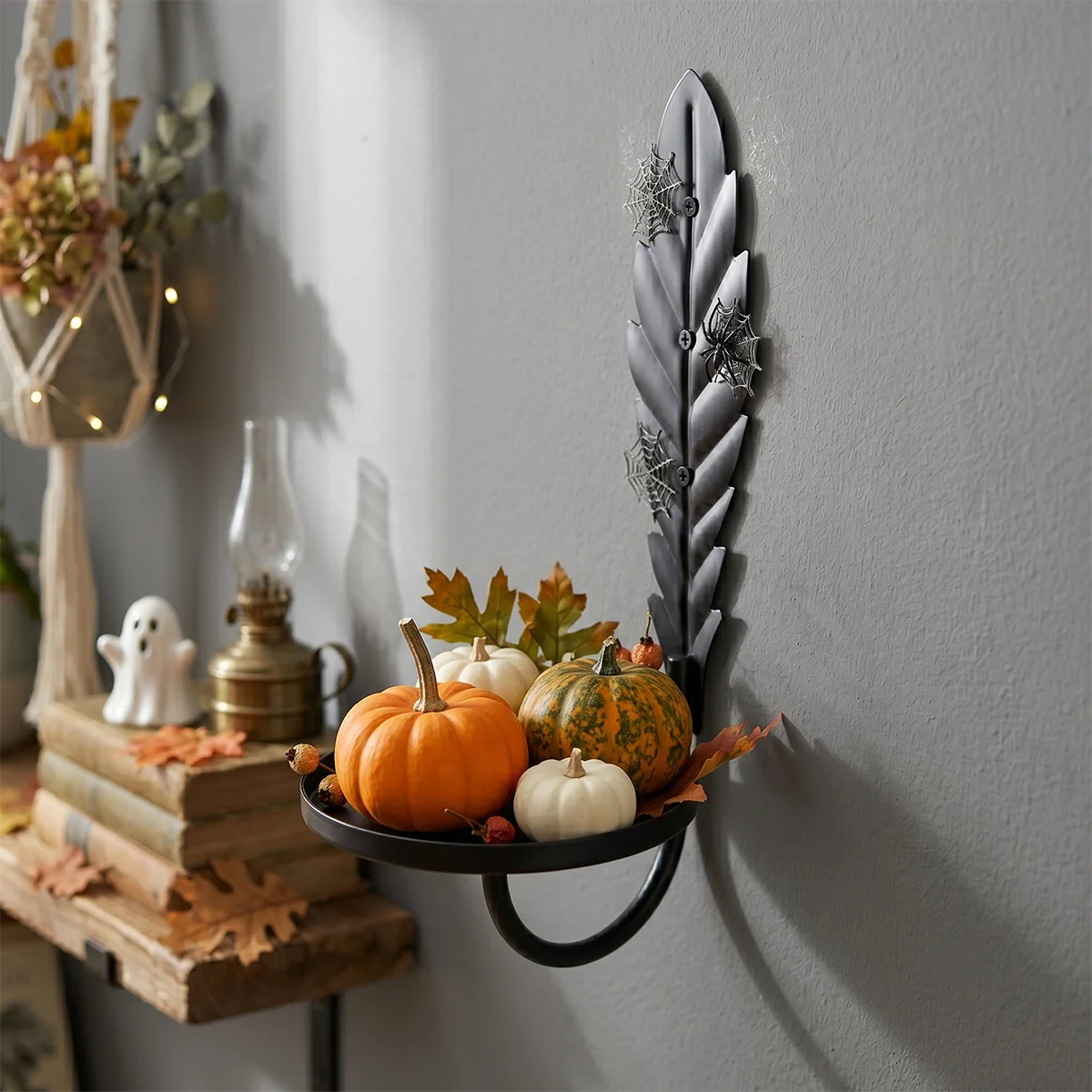 Black Metal Leaf Wall Mount Shelf Wall Candle Holder & Planter Tray Wall Storage Rack for Home Decor Wall Decoration