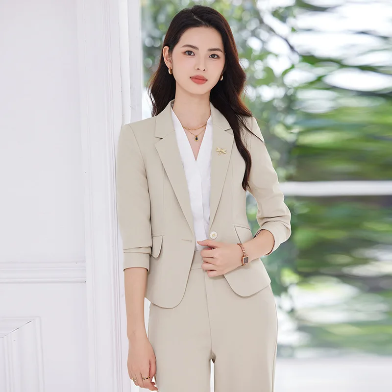 

Autumn Short-Sleeve Women's Suit2025New slim-fit, elegant workwear for petite individuals suitable for commuting and professiona