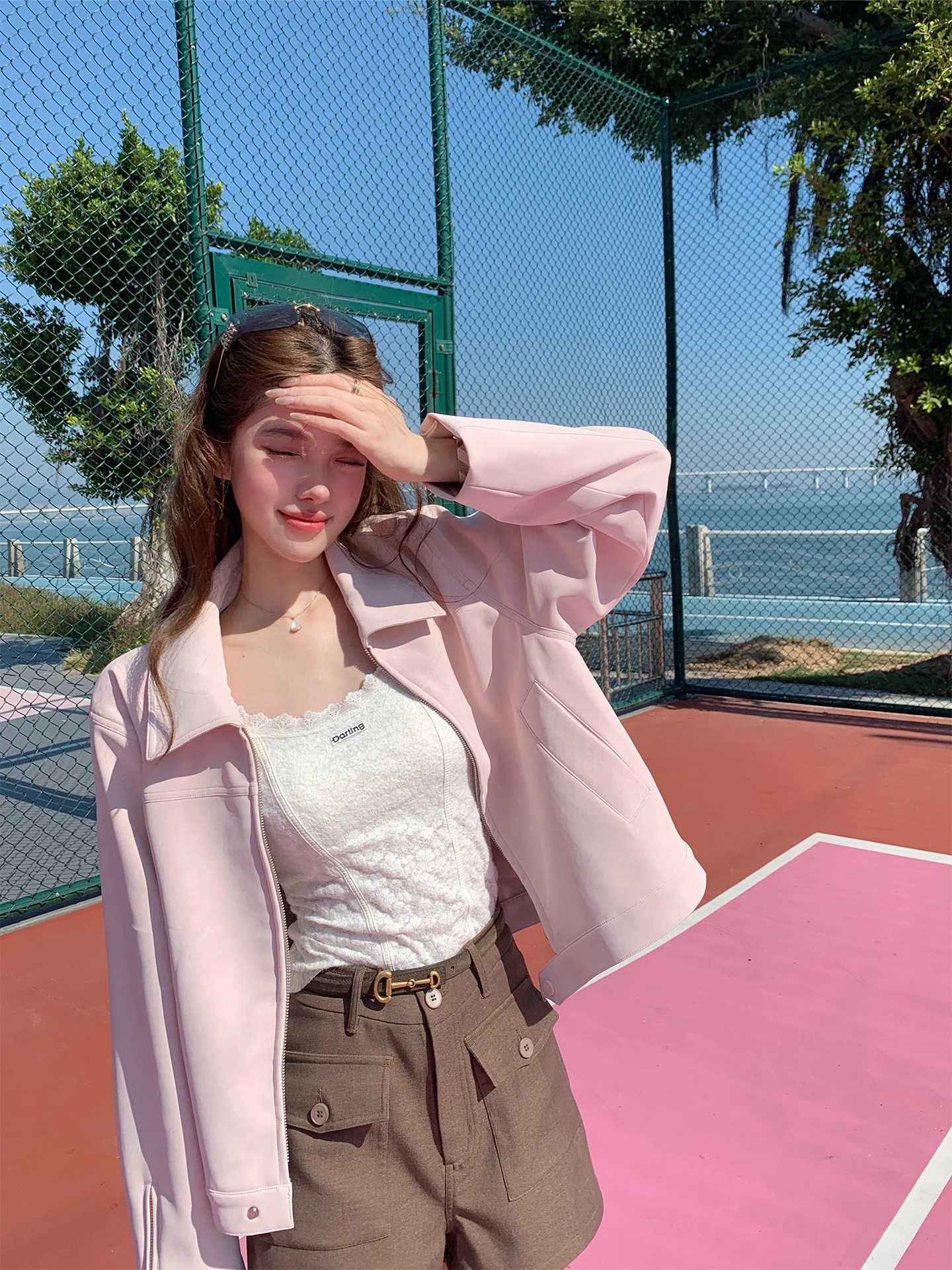 

Женская осенняя куртка Chu Chu Paris Window Display из бархата и кожи с воротником на молнии, простой дизайн, корейский стиль