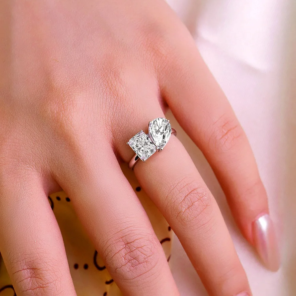 Women's Teardrop Crown Ring PT950 Platinum 4CT Moissanite Crown Rim Hand-Flattering Size-Enhancing Luxury Statement Gift