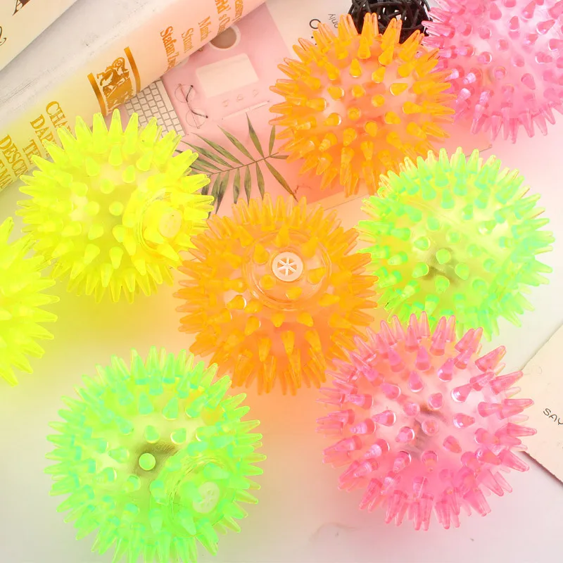 

1PC Flashing Light Up Spikey Ball Spikey High Bouncing Balls Sensory Hedgehog Ball Color Random 7.5cm