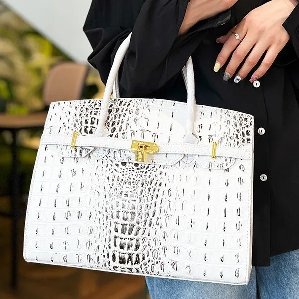 

2025 New Light Luxury Texture Crocodile Pattern Handbag Commuter Bag Versatile Platinum Bag Large Capacity Women's Bag