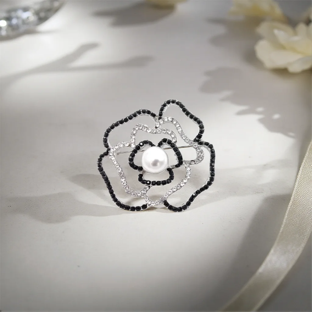 PD BROOCH Fashion Exquisite Brooch Flower Stock Clearance Low Price Processing Purple Jewelry