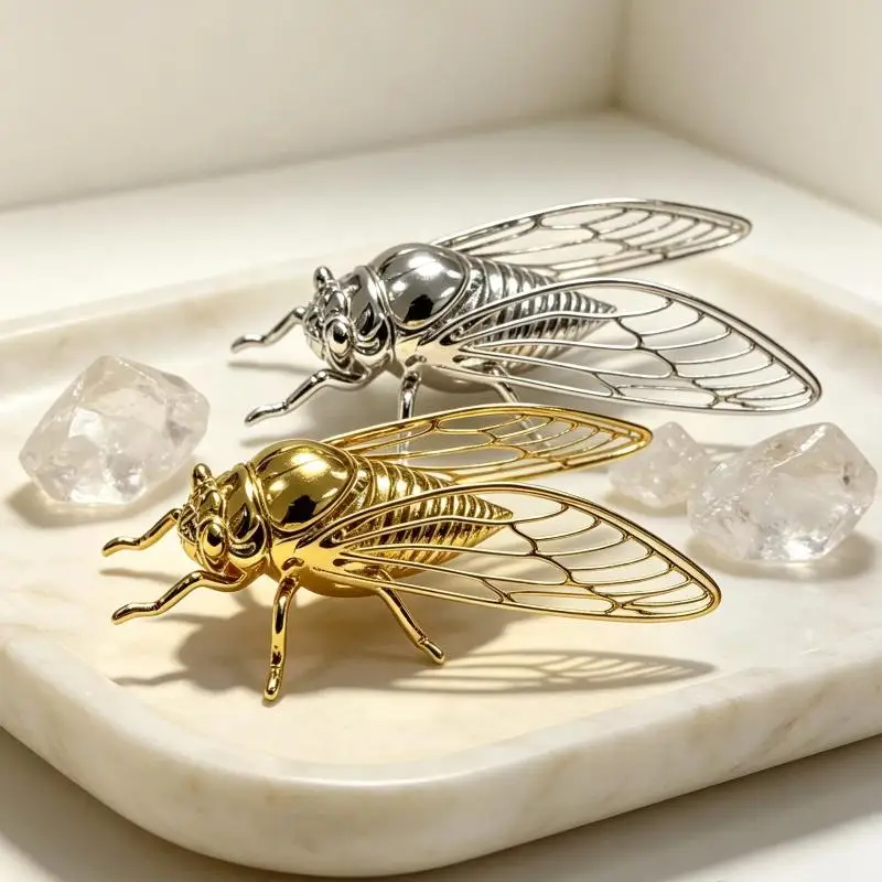 1Pcs Realistic Hollow Wings Cicada Sculpture Golden Finish Golden Cicada Figurine Vintage Style Insect Figurine