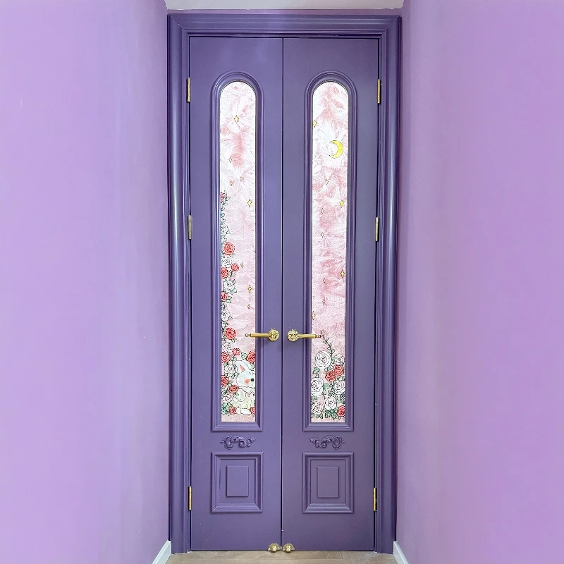 

Double door small opening bedroom 1 meter indoor door medieval flat small apartment very narrow opposite