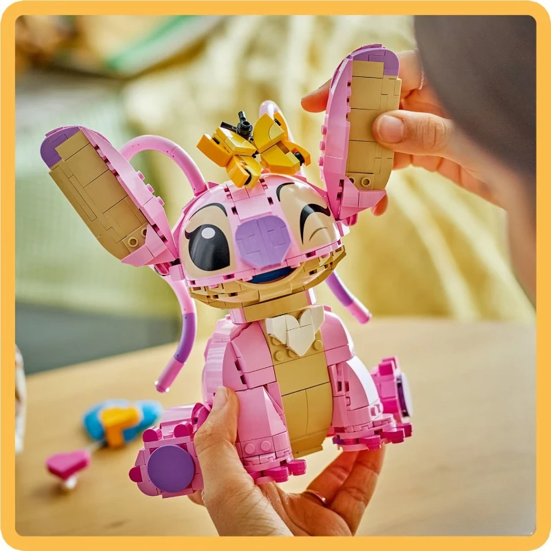 

New Stitch Angel CP Building Blocks 2025 - Large Piece Cartoon Toys with Moving Ears Kids Assembly Gift for Boys Girls Birthday