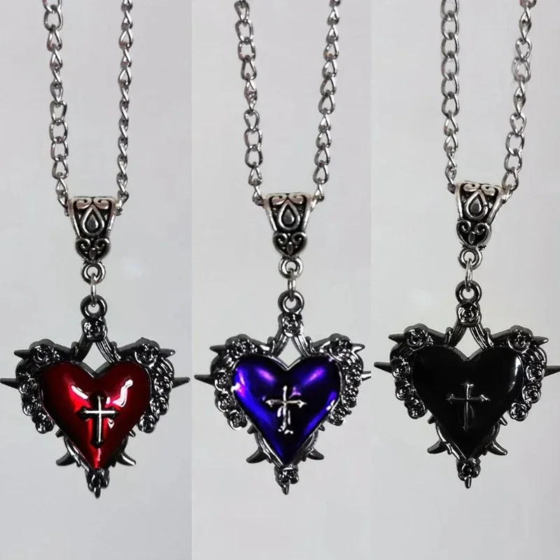 Gotische Totenkreuz-Halskette für Männer und Frauen, Modischer Hexenschmuck, Geschenk-Accessoire, Dornen-Rosen-Rot Herzanhänger Choker-Halskette