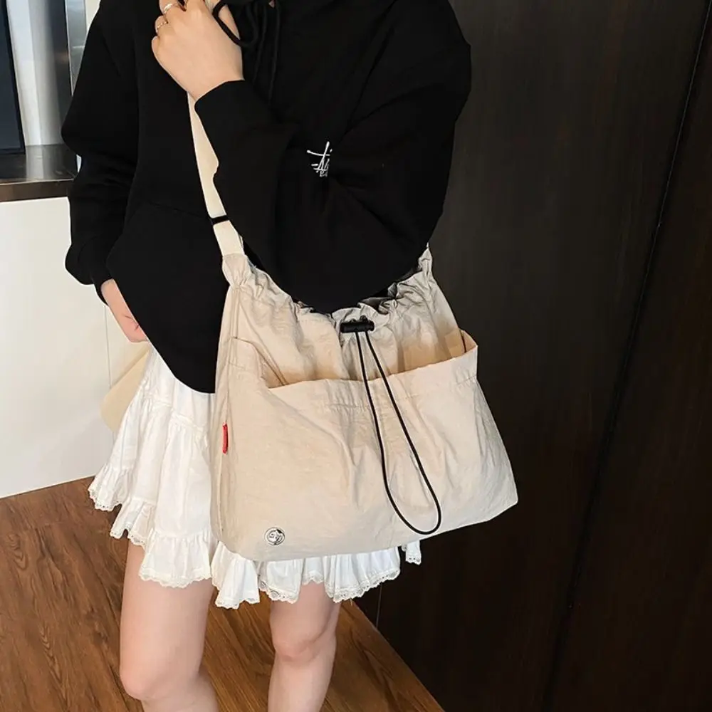 

Korean Style Pleated Drawstring Bucket Bag Large Capacity Handbag Nylon Shoulder Bag Solid Color Waterproof Cloth Crossbody Bag