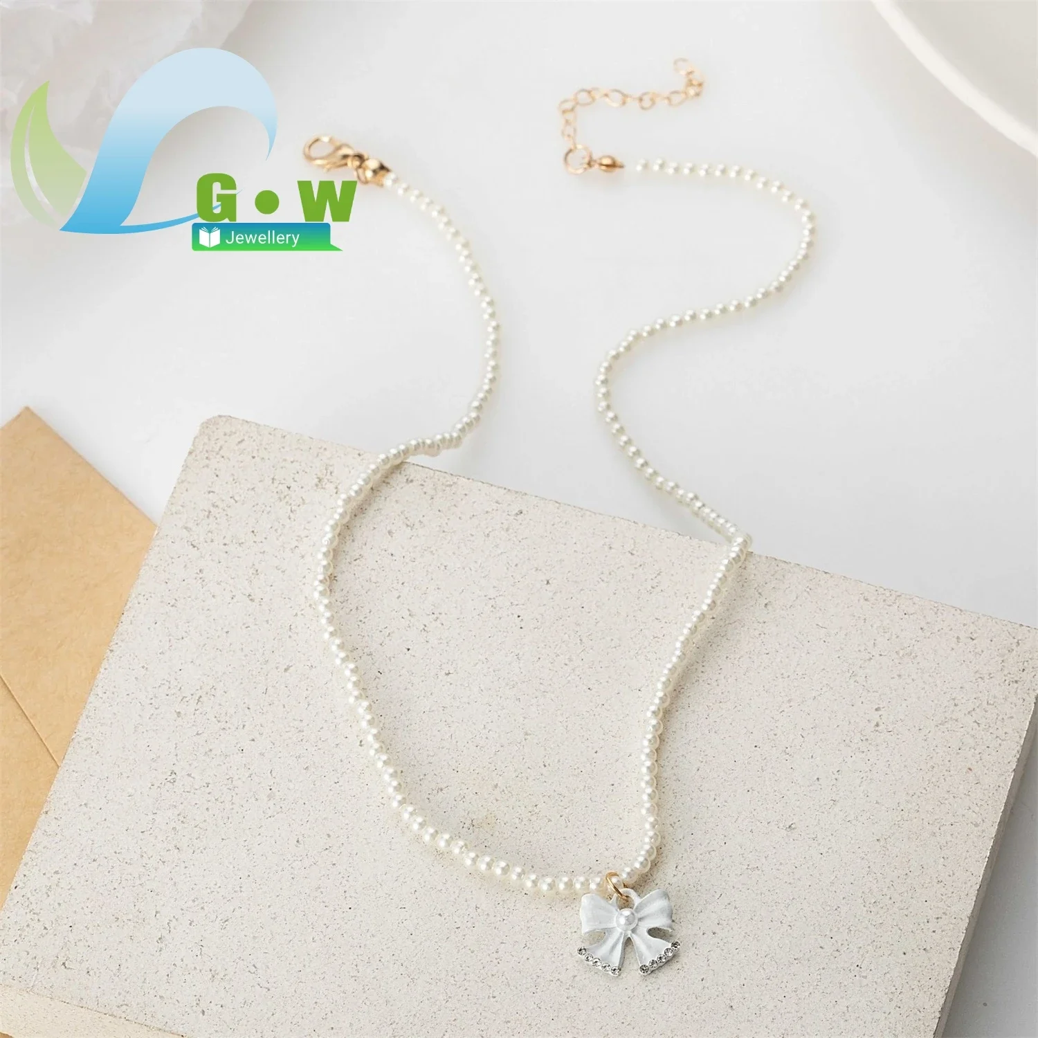 Freshwater Pearl Bow Tie Diamond Pendant Necklace High Luster Simple very Elegant Chic and Versatile Jewelry for Women Daily Gif
