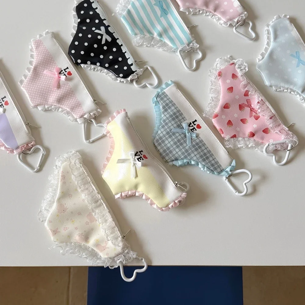 Original Y2K Briefs Shape Keychain Bag Decorative Pendant Millennium Style Makeup Storage Pouch Decorative Accessories