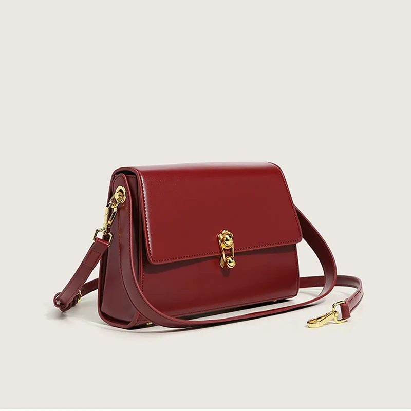 Light Luxury High-Grade French Design Shoulder Bag Women 2024 New Red Wedding Bag All-Matching Square Bag Commuter Crossbody Bag