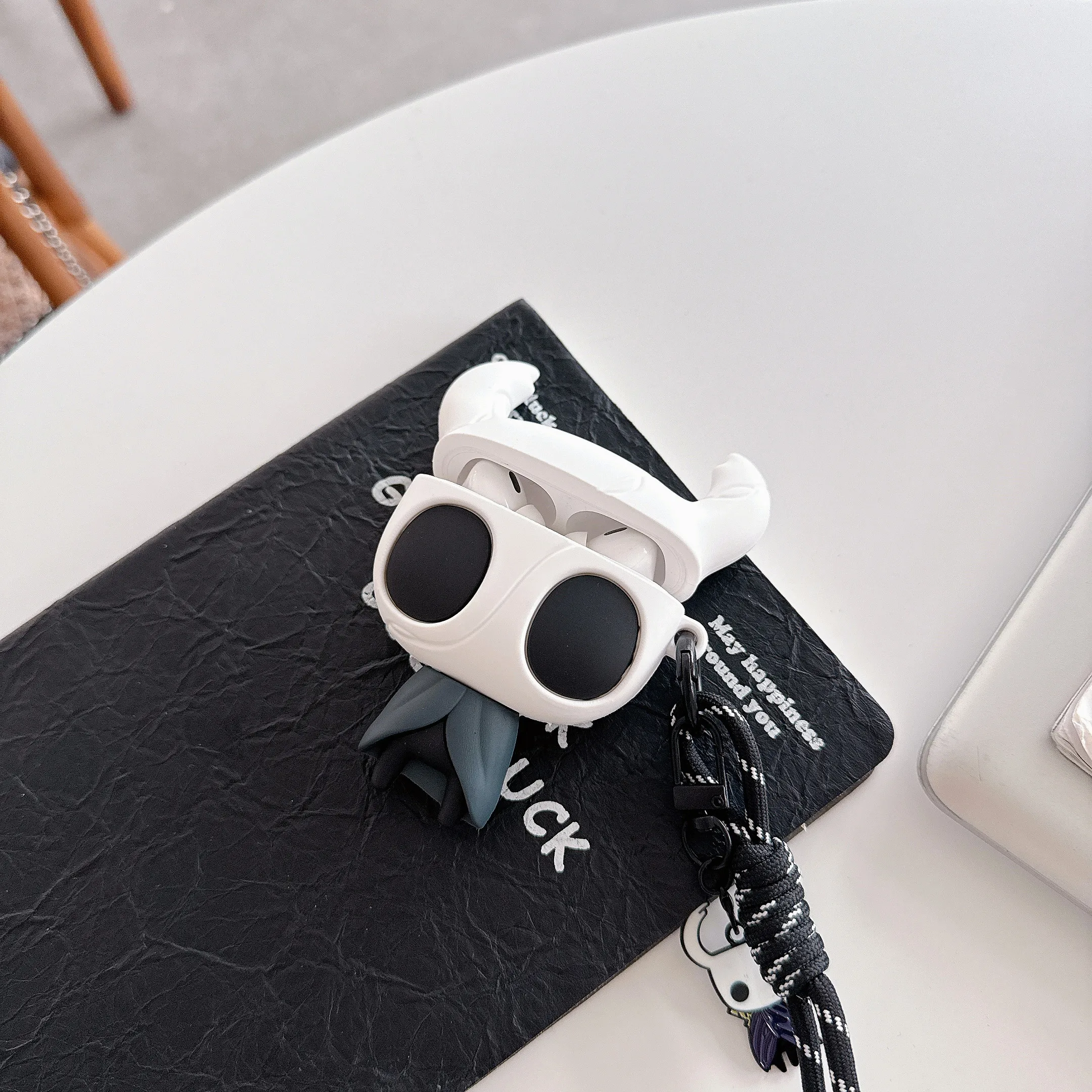 Cartoon Game Hollow Knight Zote Earphone case For Airpods Pro3 For Airpods 1 2 3 4 Pro2 Wireless Headphone Soft Protective Cover