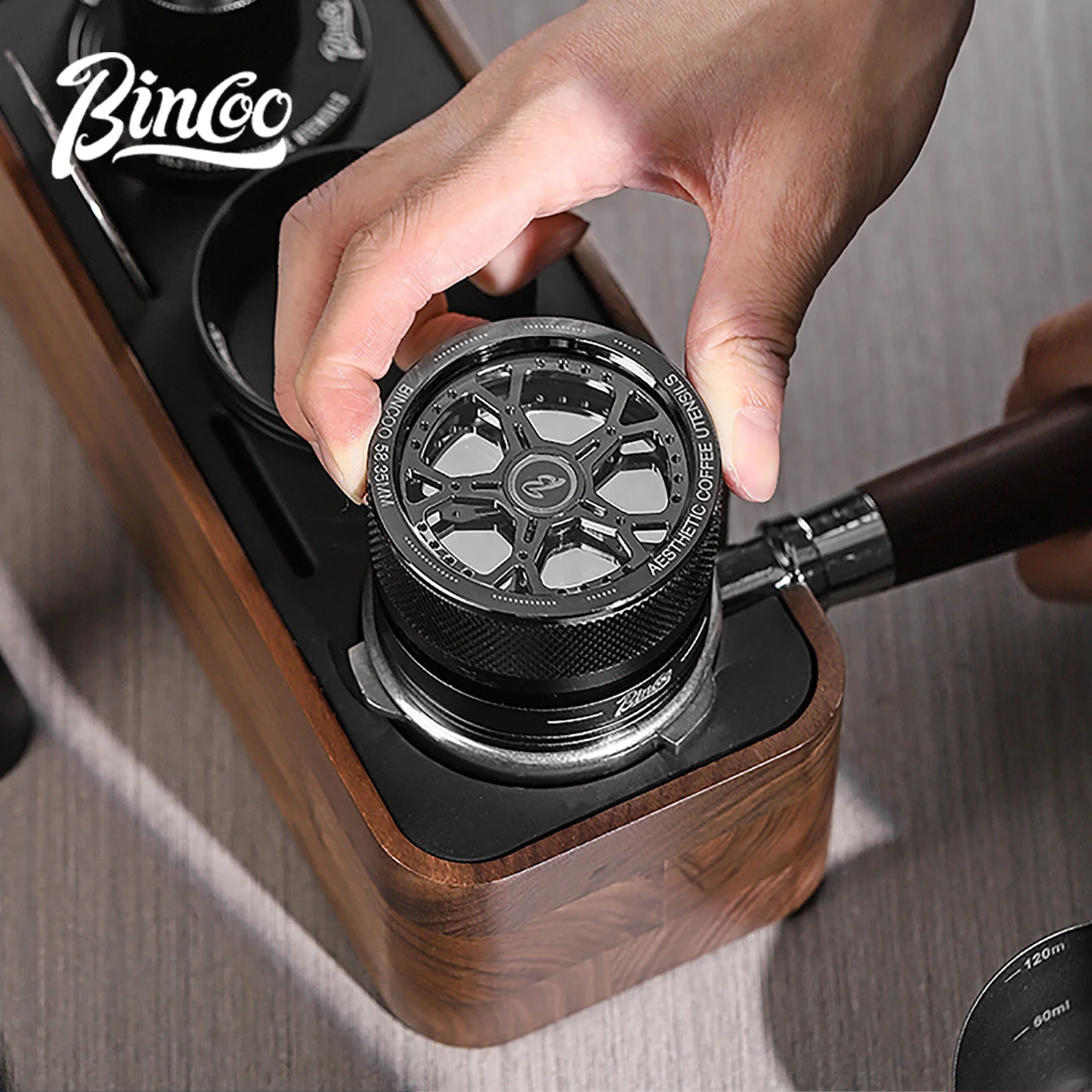 

Bincoo Self Gravity Powder Distributor Stainless Steel Powder Hammer 58.35/58mm Automatic Height Adjustment Italian Barista Tool
