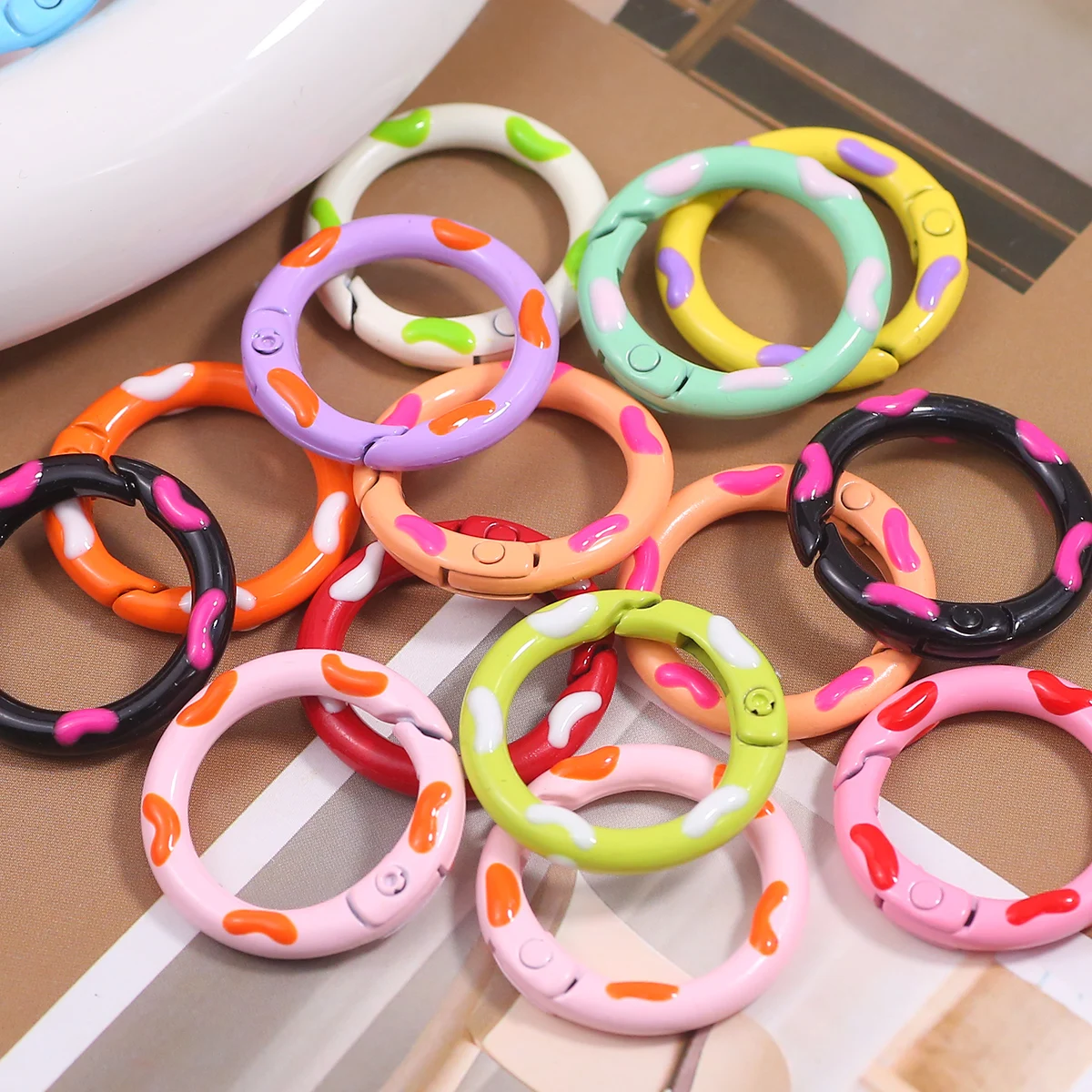10/20/50pcs Random Colors Mix Round Shape Keychain Key Rings Lobster Clasps Hooks for DIY Keychains Making Accessories Wholesale