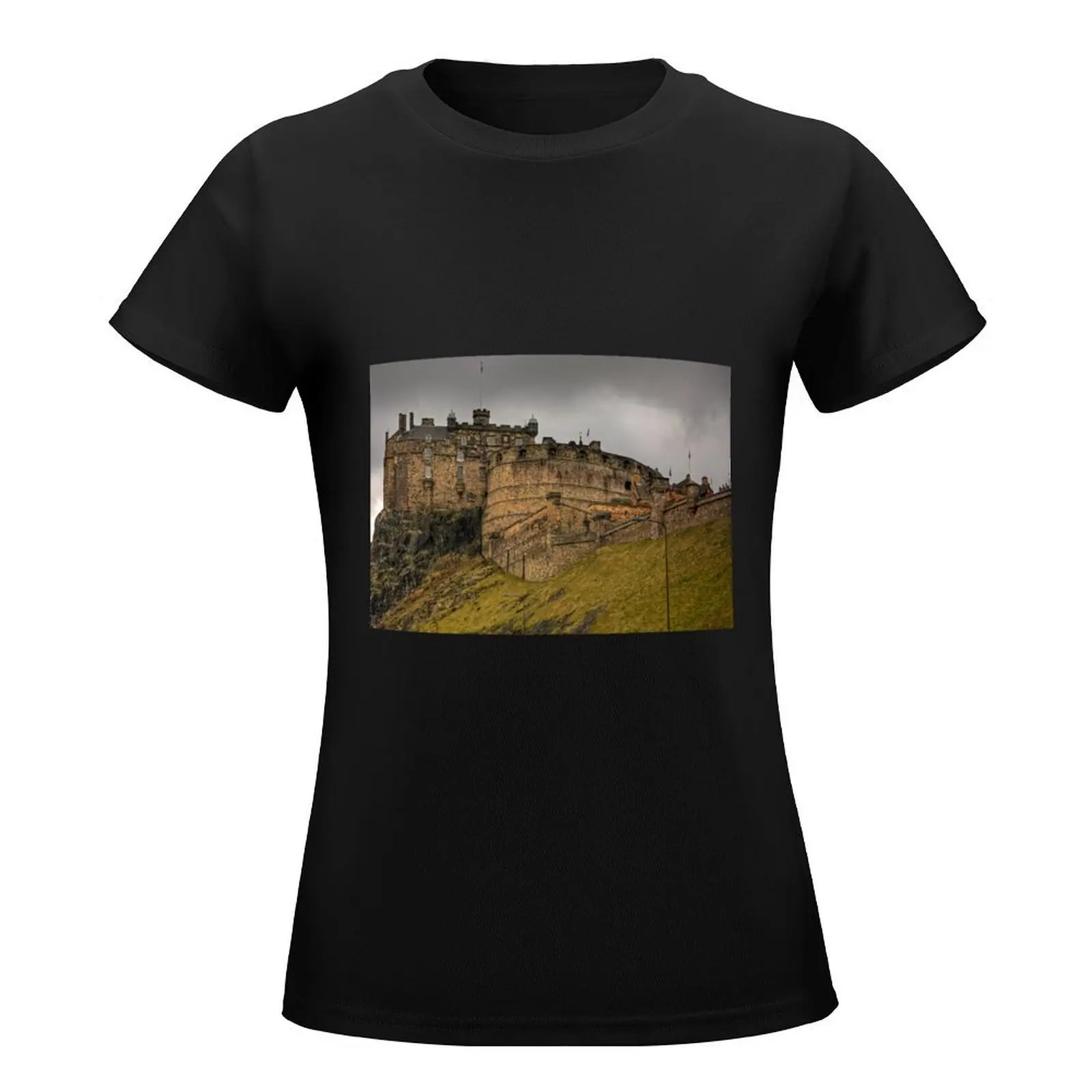 Half Moon Battery and Royal Palace T-Shirt sports fans Aesthetic clothing cute t-shirts for Women