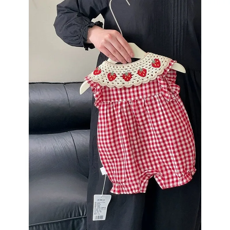 

Cute Doll Collar Romper Lace Strawberry Plaid Bodysuits for Newborns 0-1 Years Old Unisex Breathable Comfortable Baby Clothing