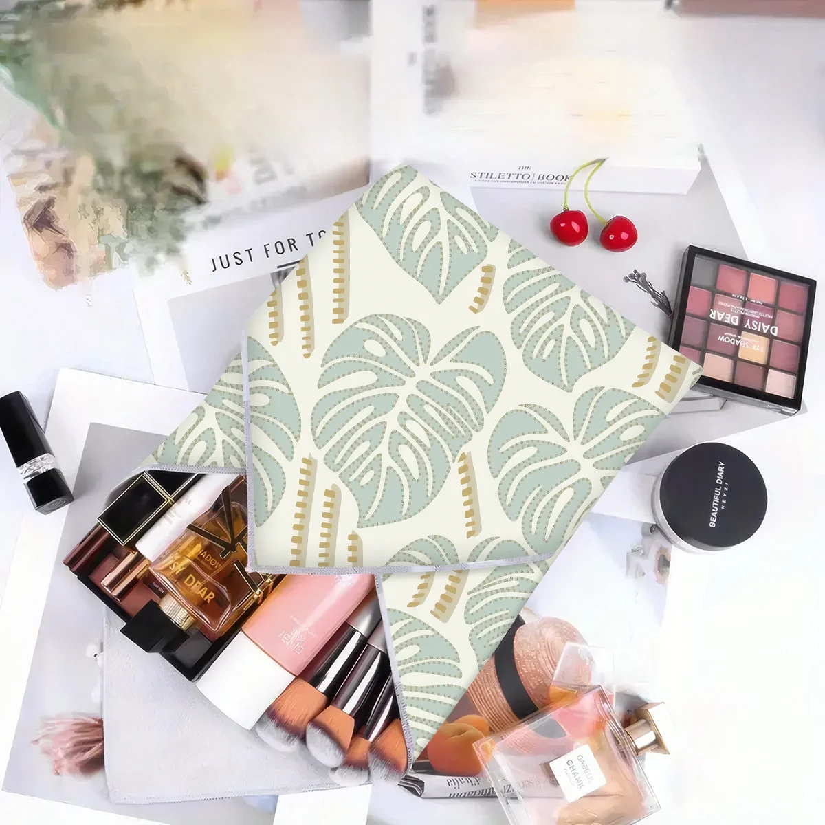 1pc Self-Adhesive Magic Wrap Cloth Multifunctional Scratchproof Cover with Morandi Green Leaf Print Portable Storage Pouch