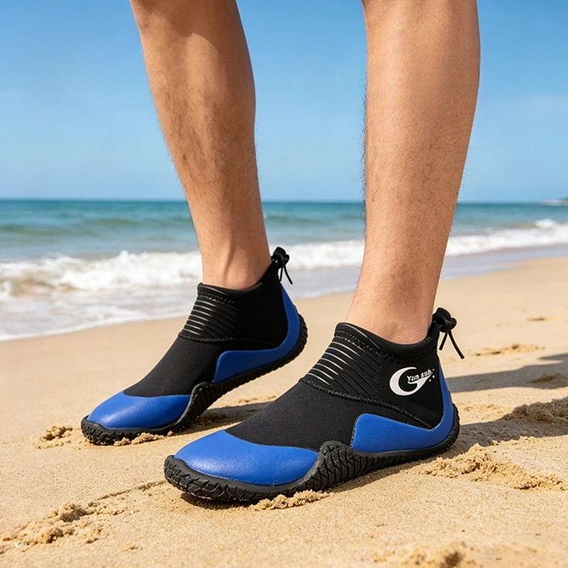 chaussures-de-plage-basses-a-semelle-epaisse-et-souple-pour-hommes-et-femmes-chaussures-aquatiques-antiderapantes-pour-la-plongee-en-apnee-et-la-course-impermeables-resistantes-aux-perforations-et-durables