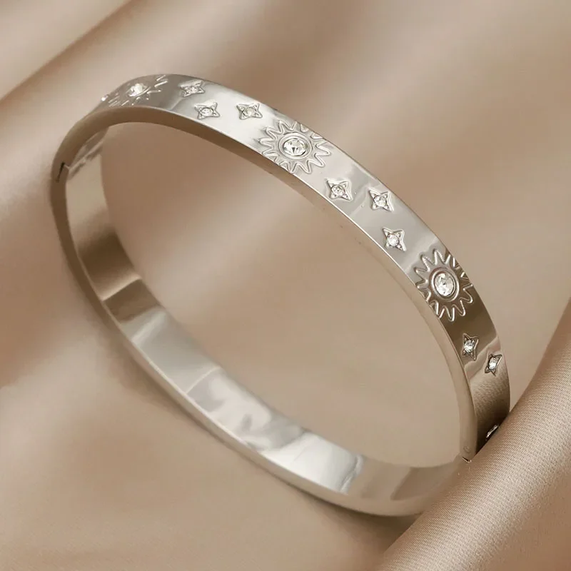Classic Stainless Steel Metal Crystal Flower Bangles for Women Fashion Brand Jewelry Sun Bracelet Gift Accessories