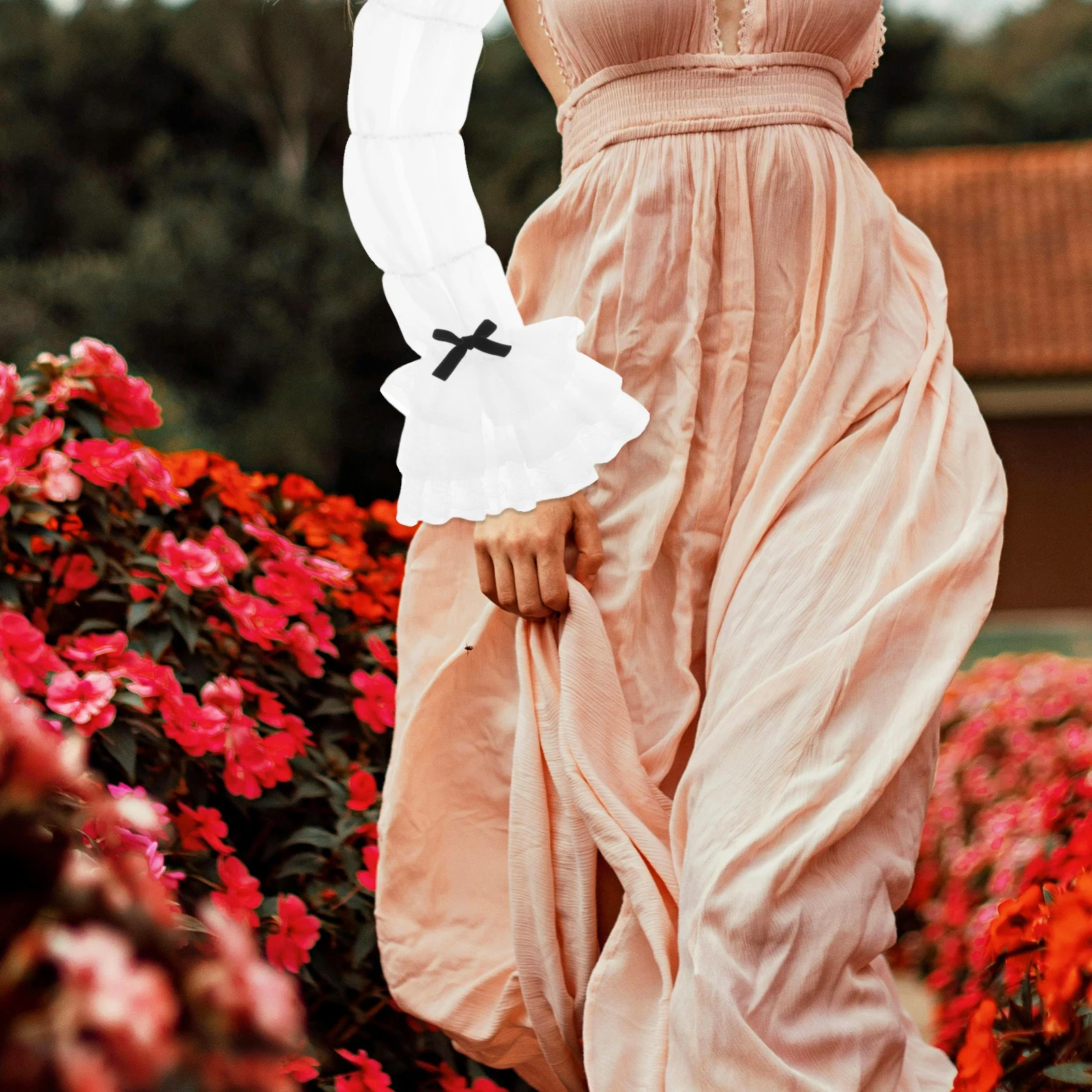 

Elegant Lace Arm Sleeves for Women Ruffled Design Sun Protection Hand Sleeves Floral Lace Gloves Cosplay Wedding