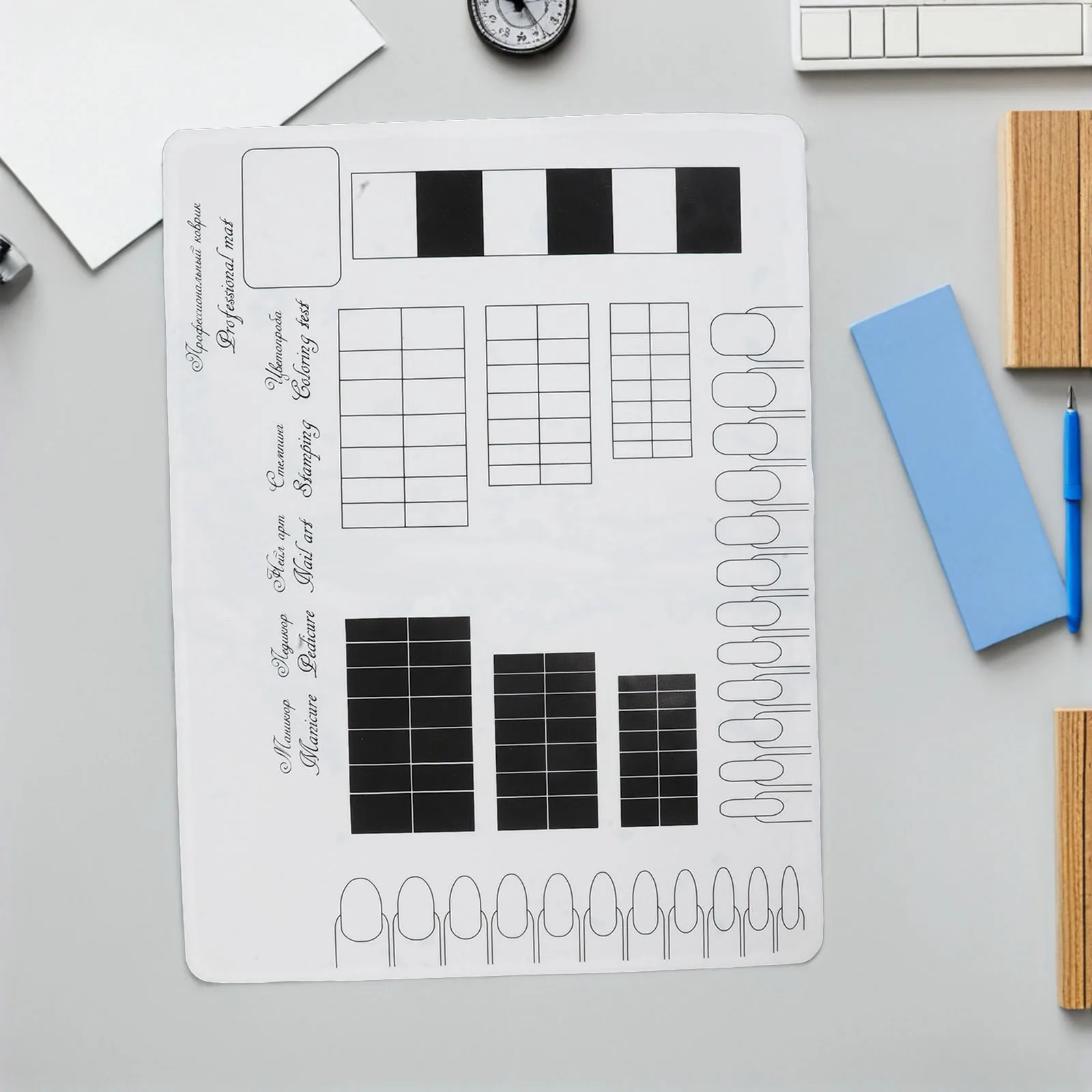 

2Pcs Nail Art Practice Desk Mat Waterproof Silicone Nail Mat 40x30cm Detachable Color Palette Manicure Hand Rest Pad Artist