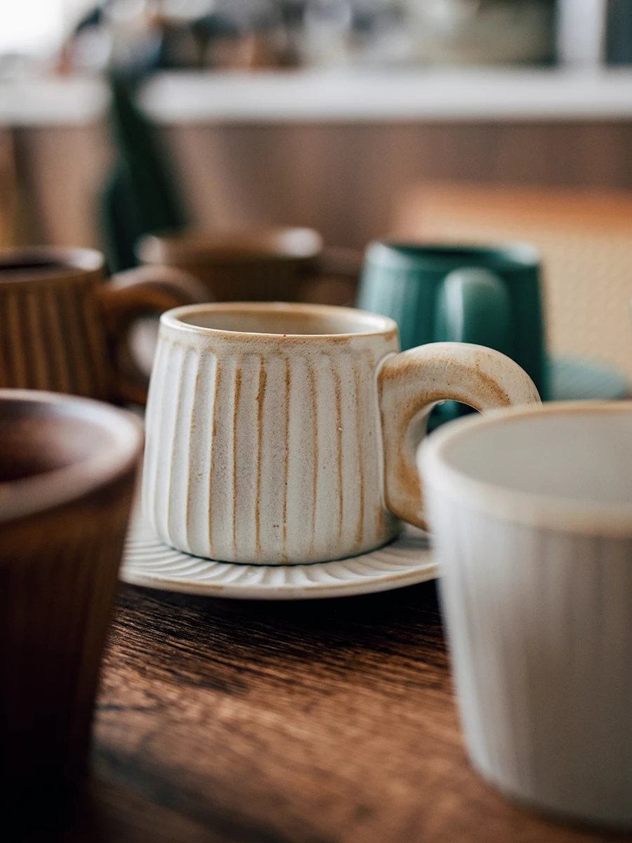 レトロな陶器製コーヒーカップ、ラテアート、オフィス用ウォーターマグ、粗粘土製マーカーカップ、朝食用ミルクカップ、プレート付きセット（ビジネスマン向け）