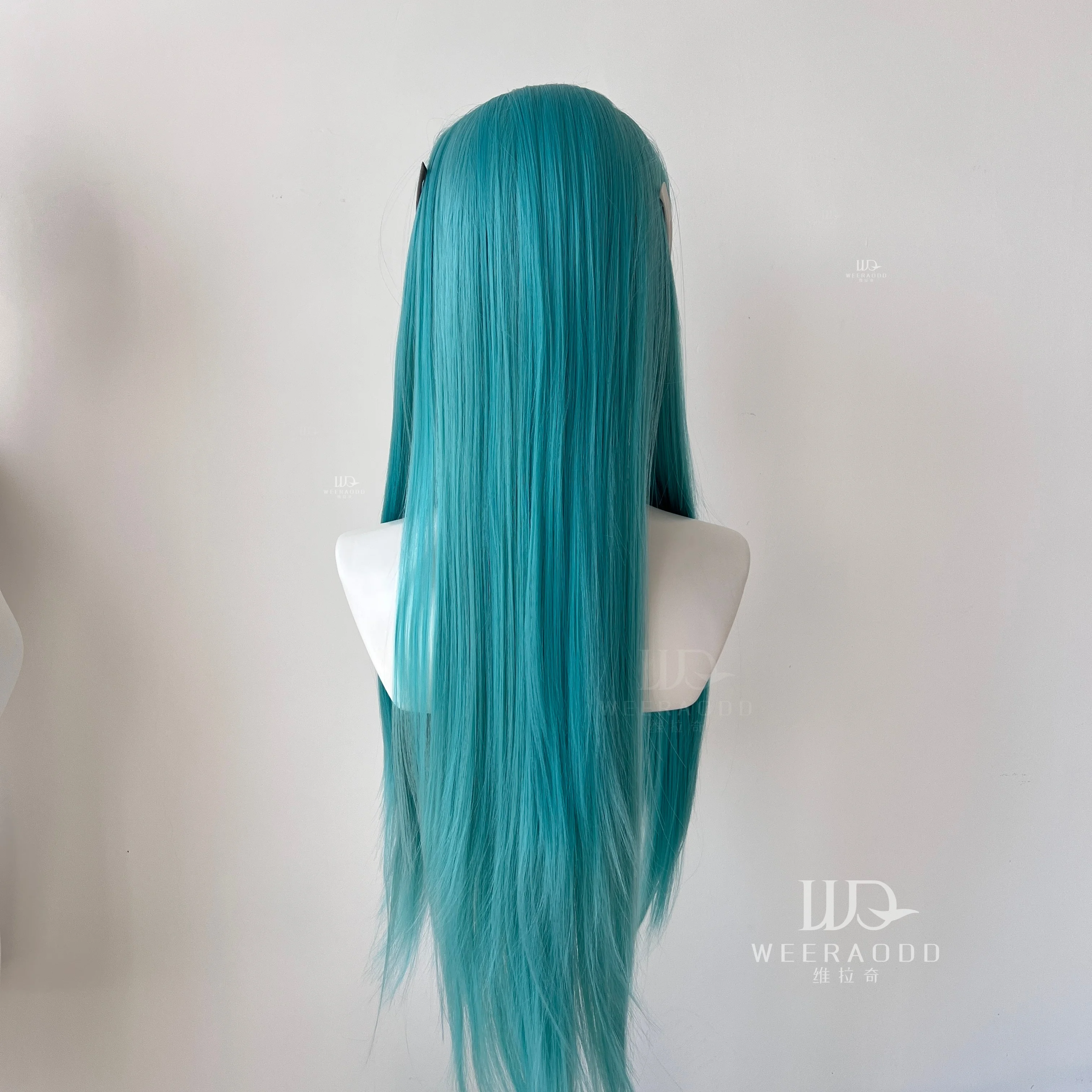 WEERAODD 26Inch Aqua Blue Wet Look Straight Wig 13x4 Lace Front Glueless 150% Density Hand Tied for Cosplay Rave Party Natural
