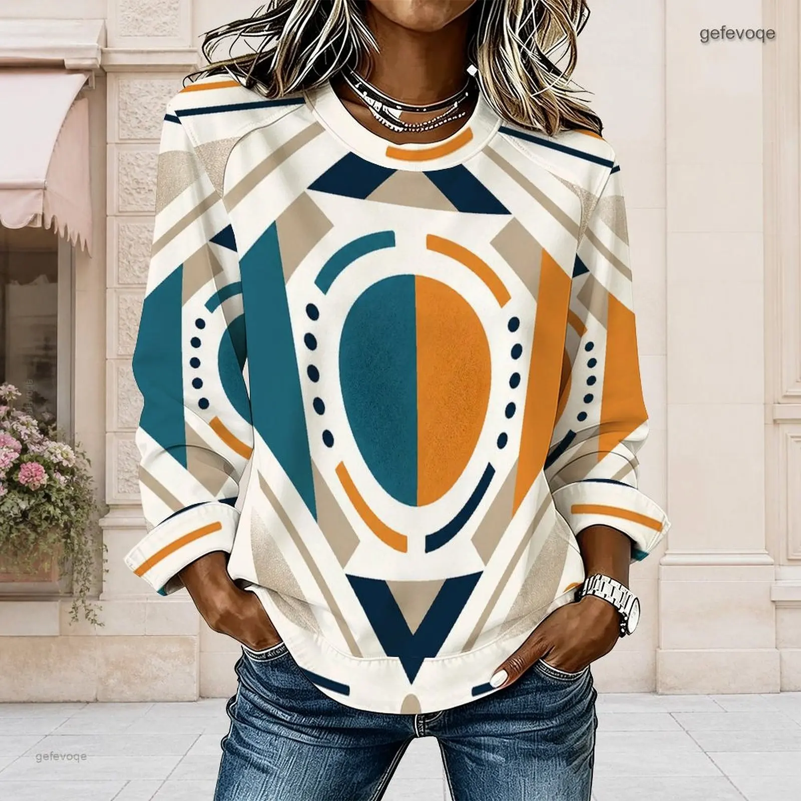 Women Abstract Brush Stroke Printed Round Neck Long Sleeve Curved Hem Top