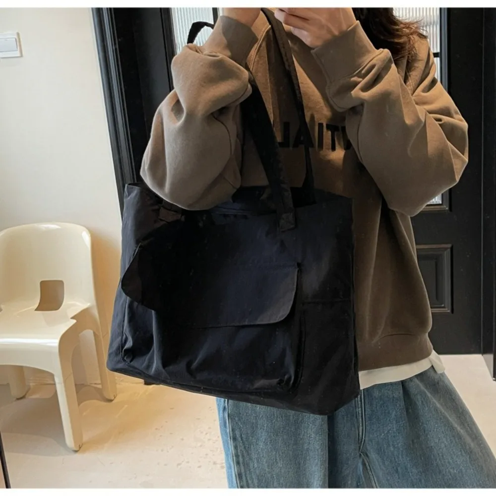 

Fashion Simple Versatile Shoulder Bag High Capacity Casual Commuting Bag Leightweight Zipper Solid Color Totes Bag Students
