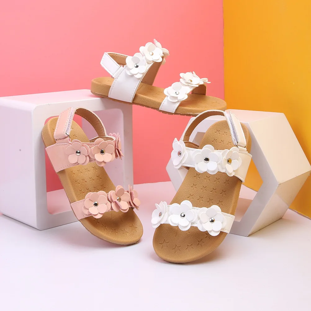 

Girl Sandals Summer Cool Durable PU Cowhells Metal Beach School 29 Yards Inside Length 18.2cm Anti-Slip Comfortable