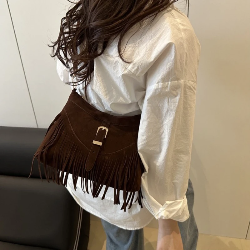 

Длинная женская сумка через плечо с кисточками, сумка через плечо, сумки большой вместимости, женская сумка-тоут, модная женская сумка, черный, коричневый